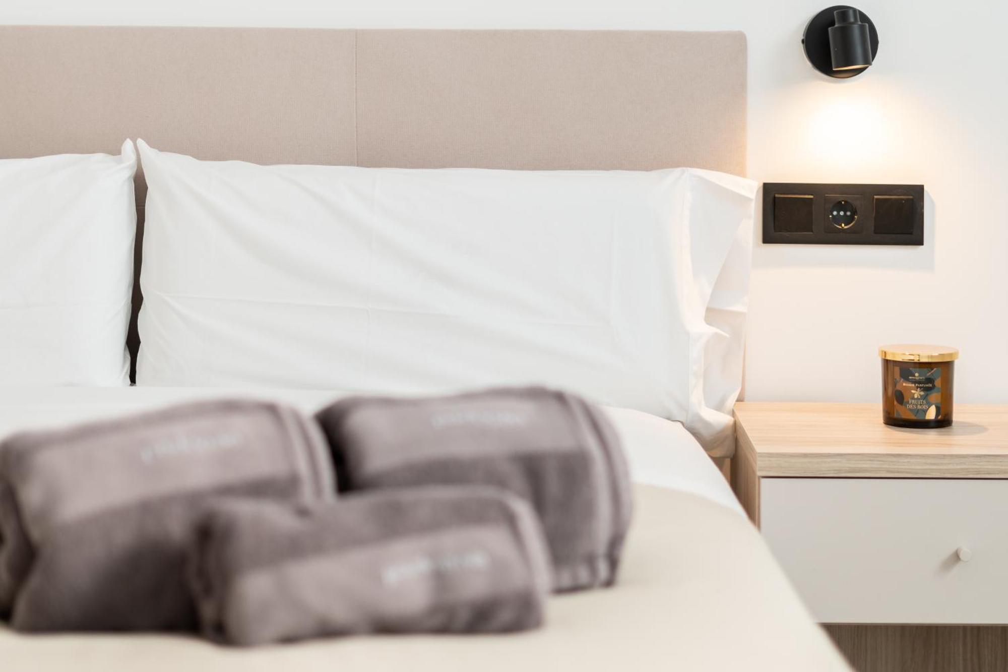 Suite Deluxe Valencia - Ciudad De Las Artes Esterno foto