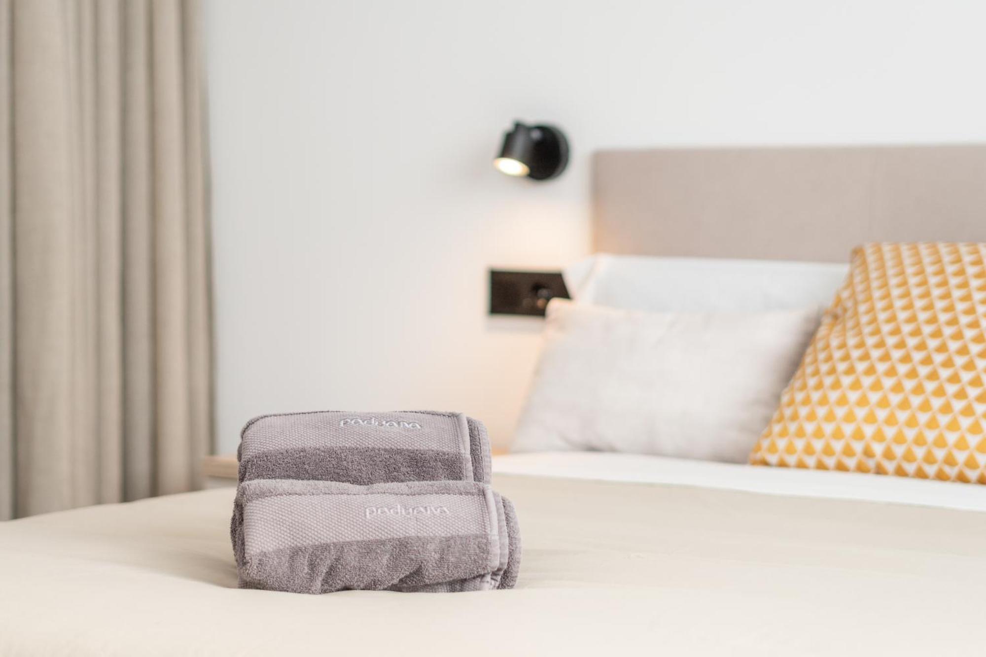 Suite Deluxe Valencia - Ciudad De Las Artes Esterno foto